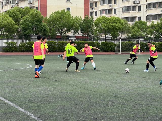 国际排联主席：推动更多顶级排球赛事落户中国