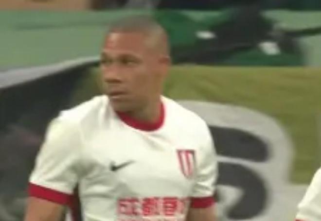 CBA男篮动态速递！山东男篮追求范子铭，杜锋活动连轴转，胡明轩积极康复，杜锋儿子入选NBA训练营
