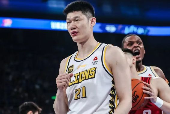 李镇全：逆境中才能检验成色，优秀球员必须具备强大的内心