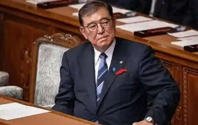 广厦推倒重建？曝上海追求胡金秋欲组豪阵 篮协新政让国企垄断