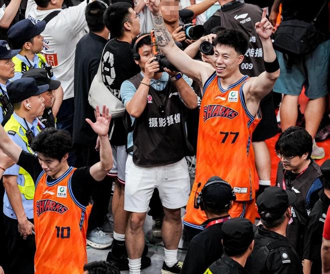 渡边刚：两度落后还能取得一分并不容易；要尽快适应世界杯节奏