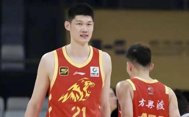 李镇全：逆境中才能检验成色，优秀球员必须具备强大的内心