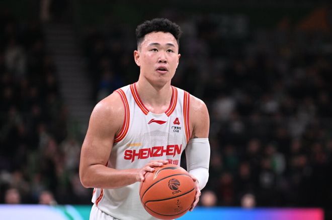 赫勒拜克交易传闻:黑豹、金骑士、军刀成潜在下家