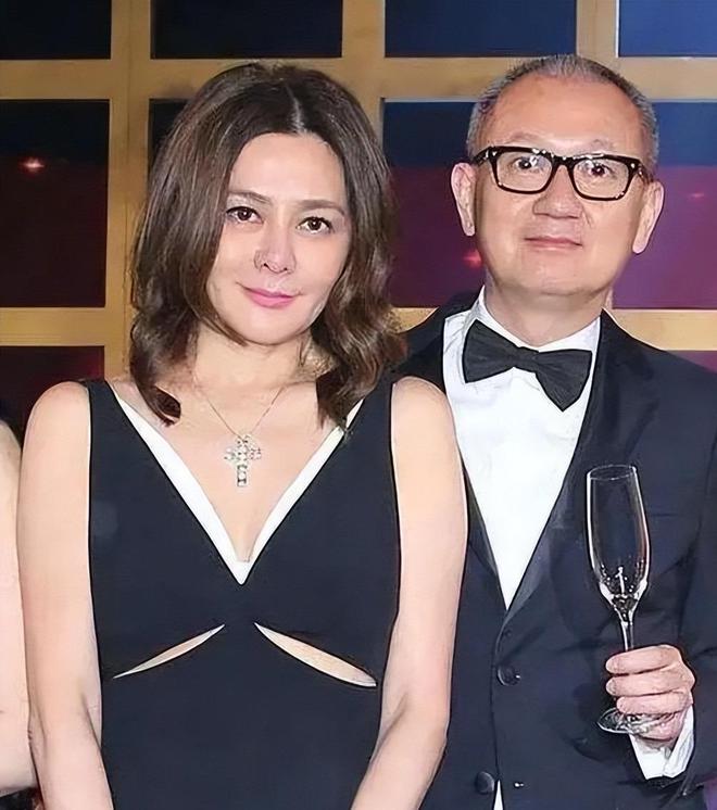 微博大V再爆料：西贝已起诉罗永浩，案件即将开庭