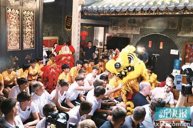一夜3大消息！勇士再签1人，伦纳德交易暂停，詹姆斯下家呼之欲出