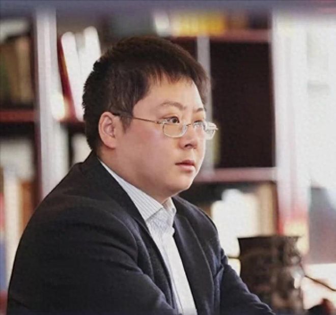 广东宏远大洗牌！6人确定离队，徐昕去留已定，小陈总受质疑，休赛期一无所获！