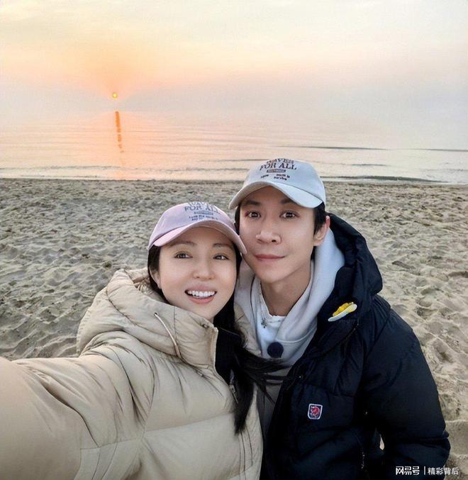 温网魔咒，西尼亚科娃三杀郑钦文，赢球就出局